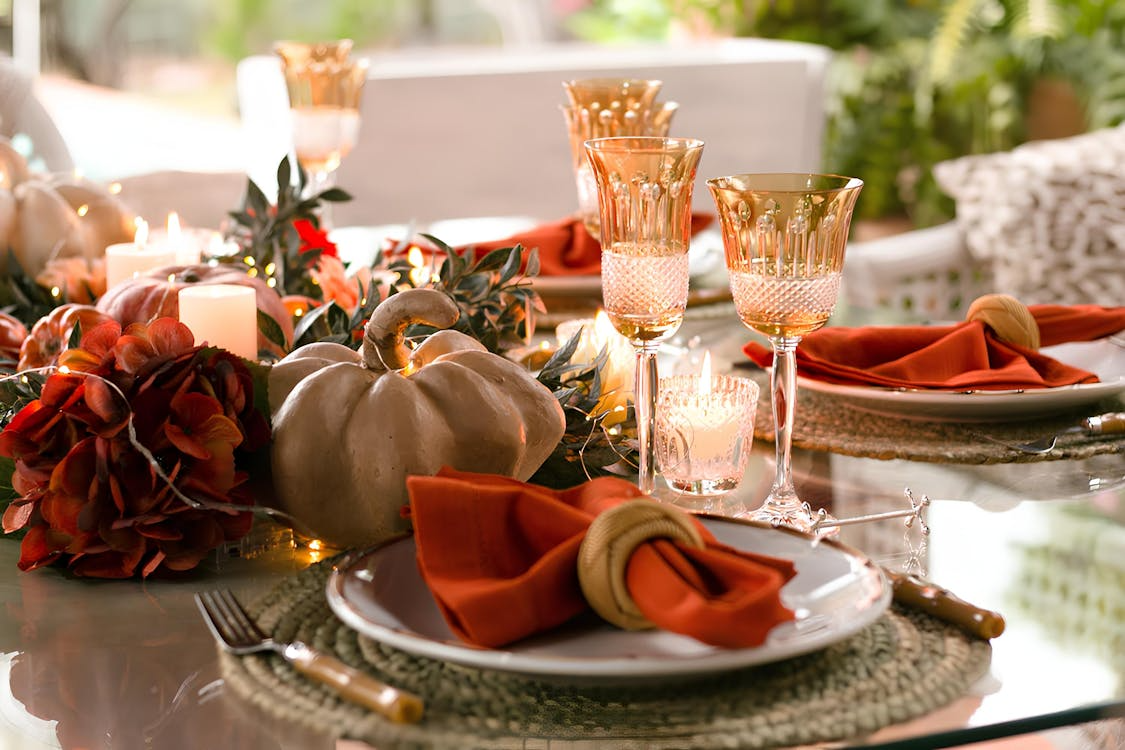 Thanksgiving cleaning checklist and holiday home prep